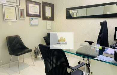 Imagem: O depósito possui 1 Vaga na garagem e 40m² de Área e está