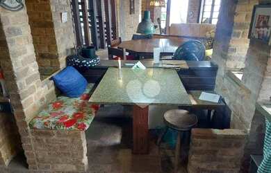 Imagem: A casa em condomínio possui 5 Dormitórios, 5 Banheiros, 3