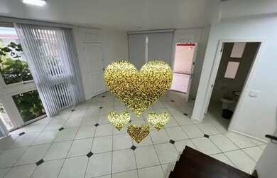 Imagem: A casa em condomínio possui 3 Dormitórios, 2 Banheiros, 2