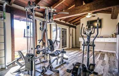 Imagem 8: Casa em Santa Tereza. Piscina, Churrasqueira, VarandaeGuarda roupa