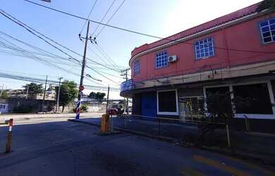 Imagem: O depósito possui 1 Vaga na garagem, 55m² de Área e está