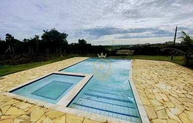 Imagem: A casa em condomínio possui 3 Dormitórios, 5 Banheiros, 4