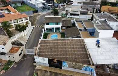 Imagem: A casa em condomínio possui 3 Dormitórios, 5 Banheiros, 5