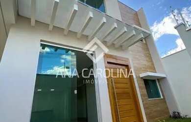 Imagem: A casa possui 3 Dormitórios, 4 Banheiros, 2 Vagas na garagem