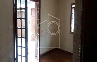 Imagem 12: Casa Padrão em Jundiaí. Varanda, 142m² de Área, 5 Vagas na garageme3...