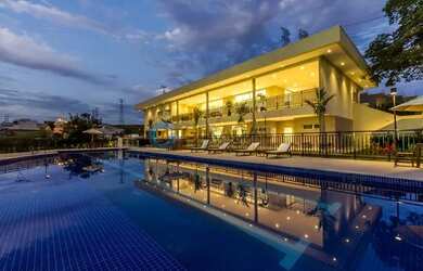 Imagem: A casa em condomínio possui 3 Dormitórios, 2 Banheiros, 1