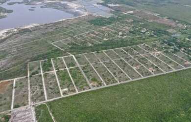 Imagem: O terreno está localizado em Cascavel, CE à venda por R$582