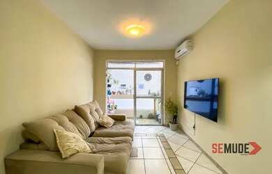 Imagem: O apartamento possui 2 Dormitórios, 2 Banheiros, 1 Vaga na