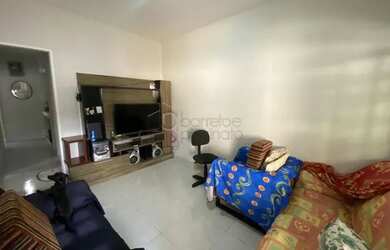 Imagem 3: Casa Padrão em Jundiaí. Varanda, Área de serviço, 240m² de Áreae2...