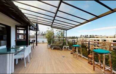 Imagem: O apartamento na cobertura possui 4 Dormitórios, 5 Banheiros