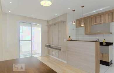 Imagem: A casa possui 2 Dormitórios, 1 Banheiro, 1 Vaga na garagem