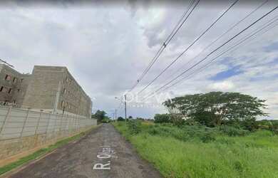 Imagem: O terreno possui 990m² de Área e está localizado em Estância