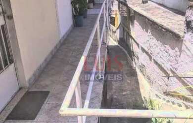 Imagem: A kitnet possui 1 Dormitório, 1 Banheiro, 1 Vaga na garagem