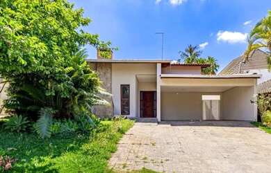 Imagem: A casa em condomínio possui 3 Dormitórios, 4 Banheiros, 4