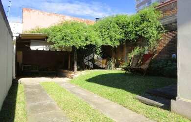 Imagem 16: Casa de alvenaria, comporta 5 dormitórios