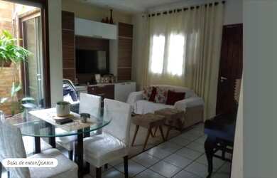 Imagem: O apartamento possui 3 Dormitórios, 2 Banheiros, 2 Vagas na