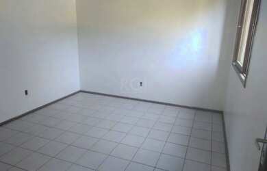 Imagem 8: Casa para Venda com 2 dormitórios e 3 vagas no bairro Belém Novo