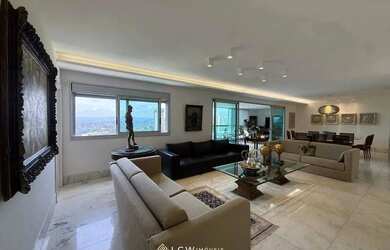 Imagem: O apartamento possui 4 Dormitórios, 5 Banheiros, 4 Vagas na