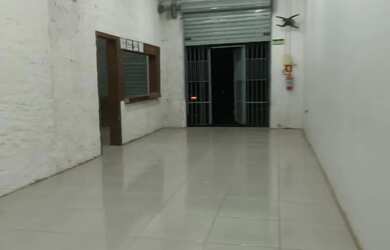 Imagem: O depósito possui 6m² de Área e está localizado em Jari