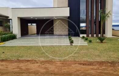 Imagem: Vendo Exuberante Sobrado com 3 dormitórios sendo1 suíte, com