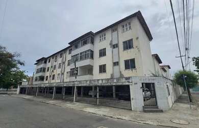 Imagem: O apartamento possui 3 Dormitórios, 3 Banheiros, 2 Vagas na