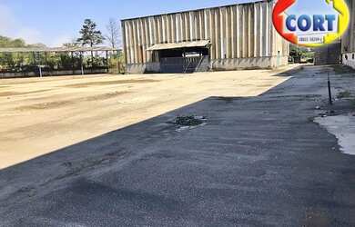 Imagem: O depósito possui 2.278m² de Área e está localizado em