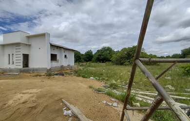 Imagem: O terreno possui 290m² de Área e está localizado em Equatorial