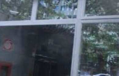 Imagem: O depósito possui 233m² de Área e está localizado em Lourdes