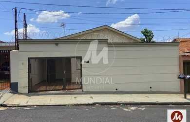 Imagem: A casa possui 3 Dormitórios, 3 Banheiros, 3 Vagas na garagem