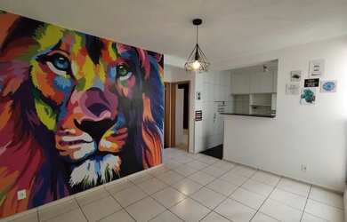 Imagem: O apartamento possui 2 Dormitórios, 1 Banheiro, 1 Vaga na garagem