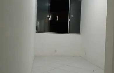 Imagem: A casa possui 1 Dormitório, 1 Banheiro e está localizado