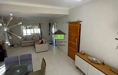 Imagem: A casa em condomínio possui 3 Dormitórios, 4 Banheiros, 2