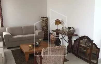 Imagem 4: Casa Sobrado em Jundiaí. Piscina, Churrasqueira, VarandaeGuarda roupa