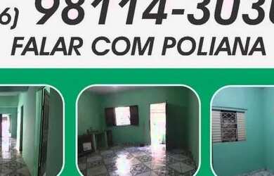 Imagem: A casa possui 2 Dormitórios, 1 Banheiro, 2 Vagas na garagem