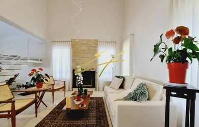 Imagem: A casa em condomínio possui 4 Dormitórios, 5 Banheiros, 4