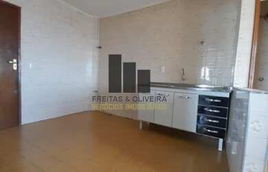 Imagem: O apartamento possui 3 Dormitórios, 2 Banheiros, 1 Vaga na