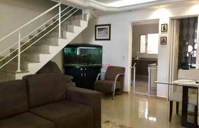 Imagem: A casa em condomínio possui 3 Dormitórios, 3 Banheiros, 2