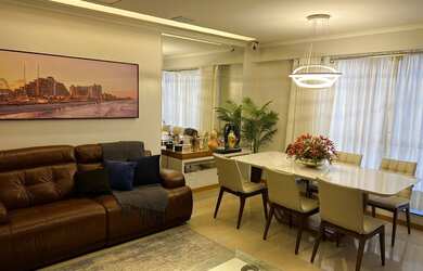 Imagem: O apartamento possui 3 Dormitórios, 3 Banheiros, 2 Vagas na