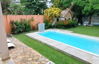 Imagem: A casa possui 5 Dormitórios, 5 Vagas na garagem e está localizado