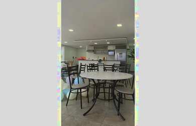 Imagem 2: Lindo apartamento de 2 dormitórios, suíte e vaga de garagem em excelente...