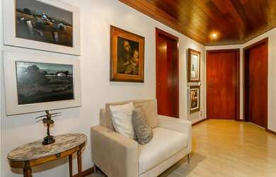 Imagem: O apartamento à venda possui 4 Dormitórios, 4 Banheiros, 2