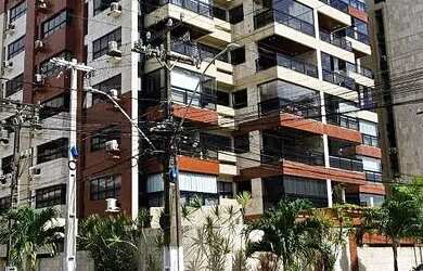 Imagem: O apartamento possui 4 Dormitórios, 5 Banheiros, 3 Vagas na