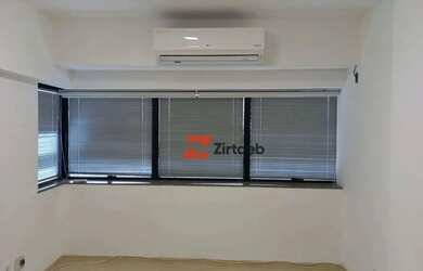 Imagem: O depósito possui 1 Vaga na garagem e 28m² de Área e está