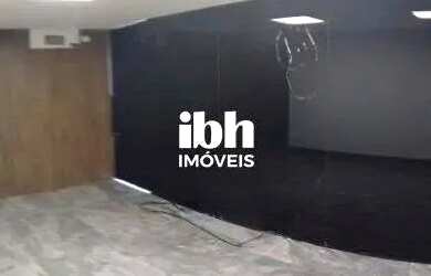 Imagem: O depósito possui 5 Vagas na garagem e 440m² de Área e está