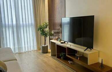 Imagem: O apartamento possui 2 Dormitórios, 1 Banheiro, 1 Vaga na garagem