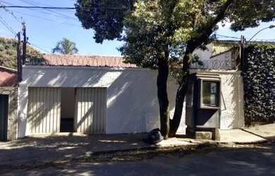 Imagem: A casa possui 3 Dormitórios, 3 Banheiros, 3 Vagas na garagem