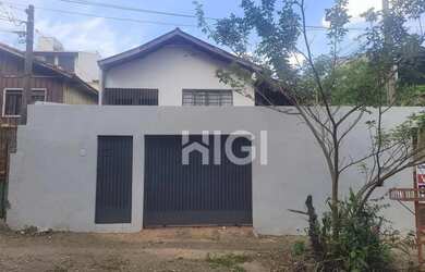 Imagem: A casa possui 2 Dormitórios, 1 Banheiro e 171m² de Área e