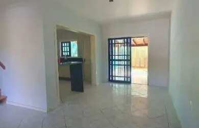 Imagem 3: Casa em Porto Alegre, no bairro Hípica, com 3 dormitório s , e 3 banheiros,...