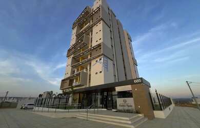 Imagem: O apartamento possui 3 Dormitórios, 3 Banheiros, 2 Vagas na