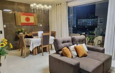 Imagem: O apartamento possui 3 Dormitórios, 5 Banheiros, 1 Vaga na